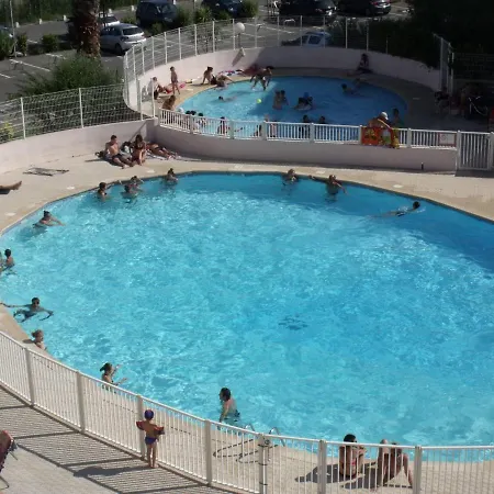T2, 3 étoiles, 40m2 ,parking Privé, 300m, Wifi, Piscines, Très Propre, Ascenseurs Appartement *
