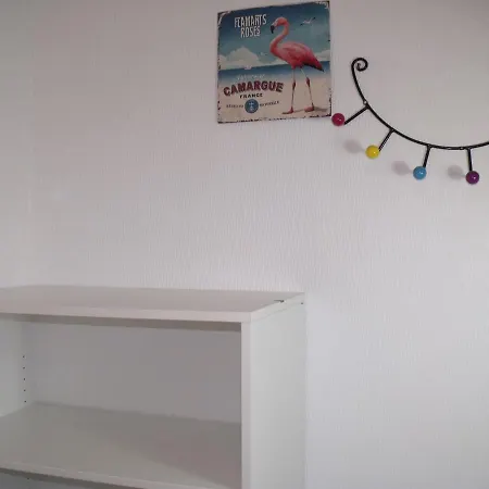 T2, 3 étoiles, 40m2 ,parking Privé, 300m, Wifi, Piscines, Très Propre, Ascenseurs